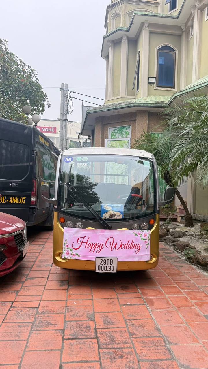 Trải nghiệm xe điện Đường Lâm cùng gia đình